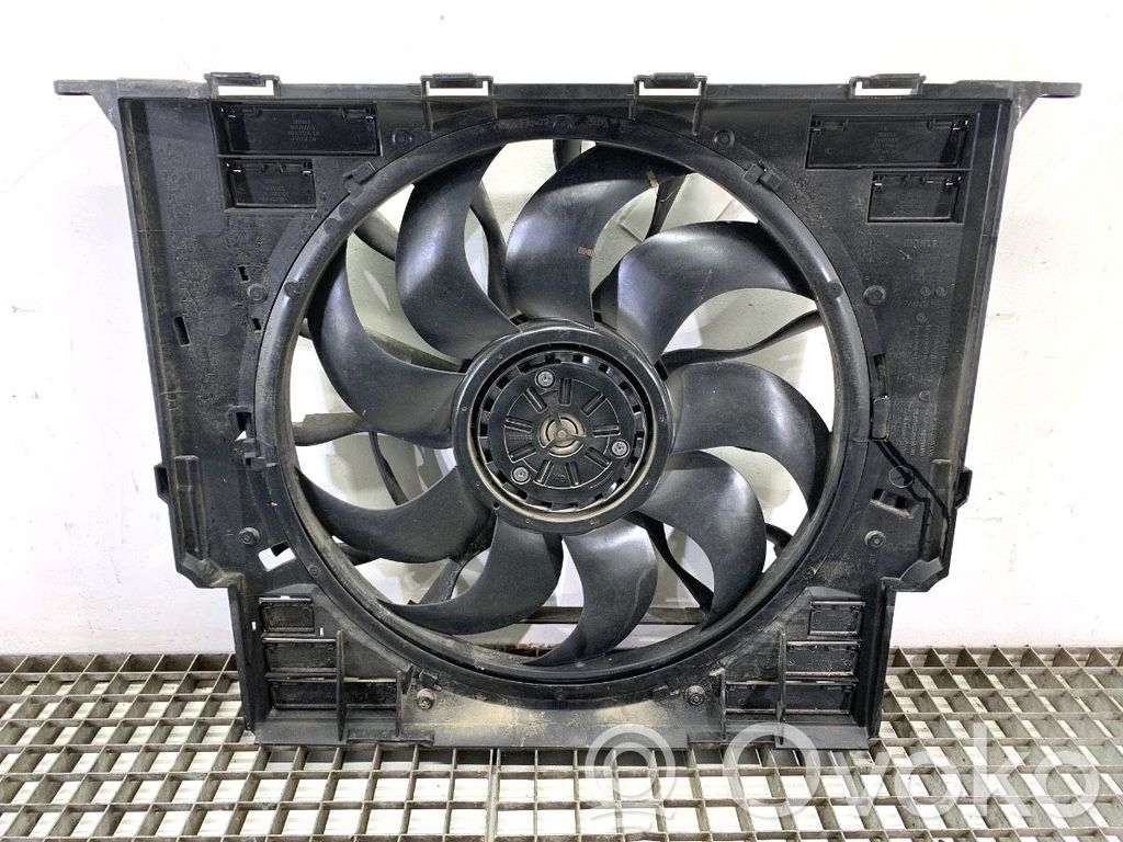 BMW 5 G30 G31 G38 Wentylator / Komplet 