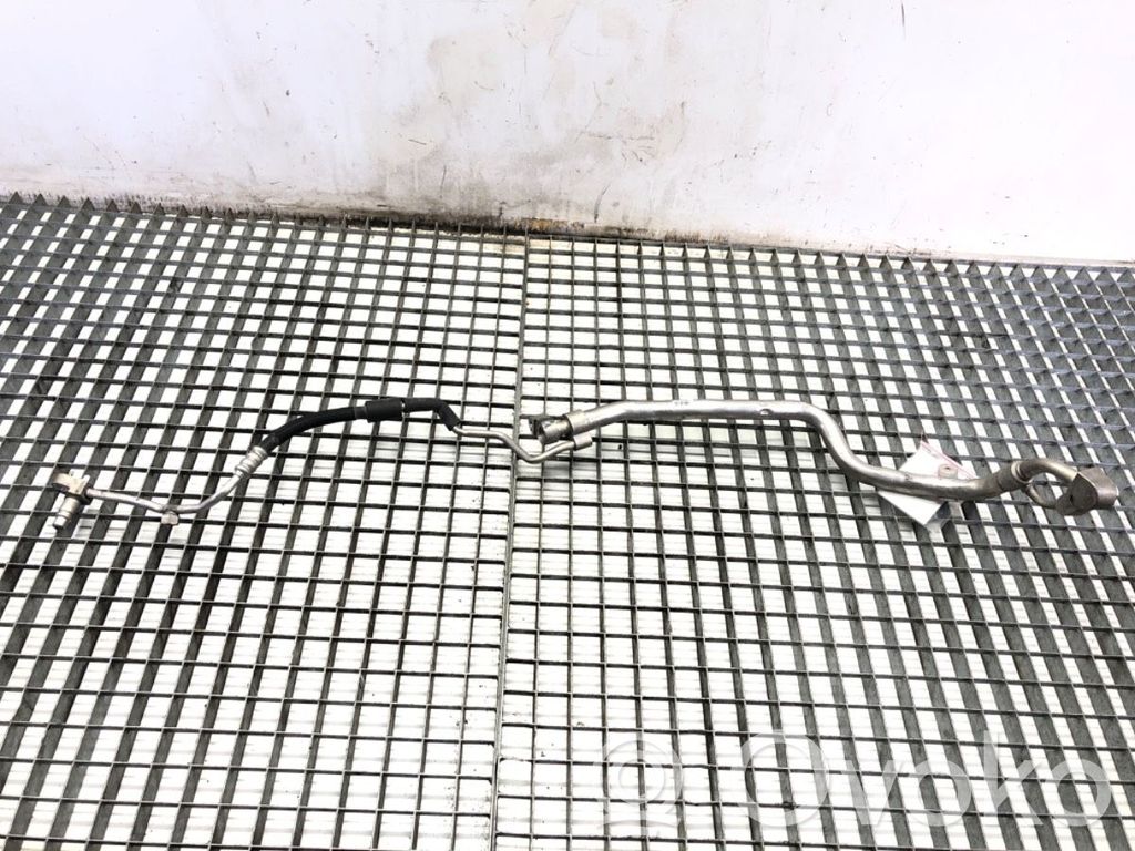 BMW 5 G30 G31 G38 Tubo flessibile aria condizionata (A/C) 