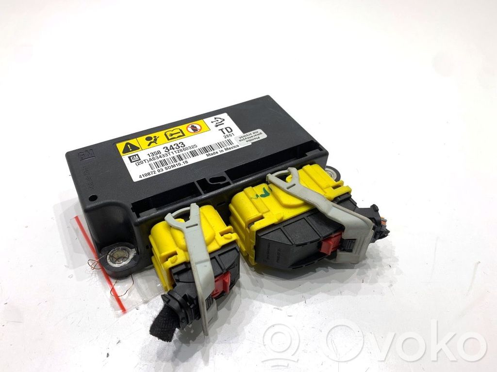 Opel Insignia A Airbag deployment crash/impact sensor 