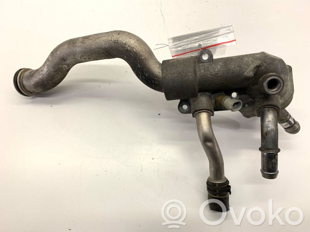 Opel Insignia A Termostaatin kotelo 