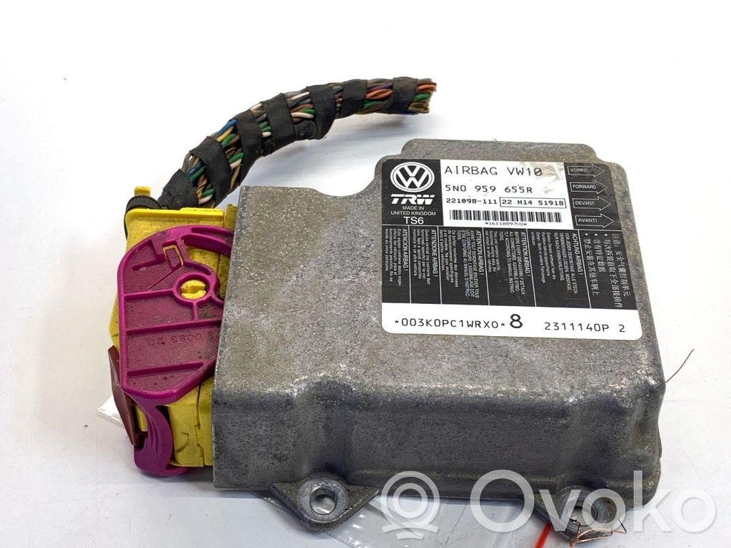 Volkswagen PASSAT B7 Senzor impact/declanșare airbag