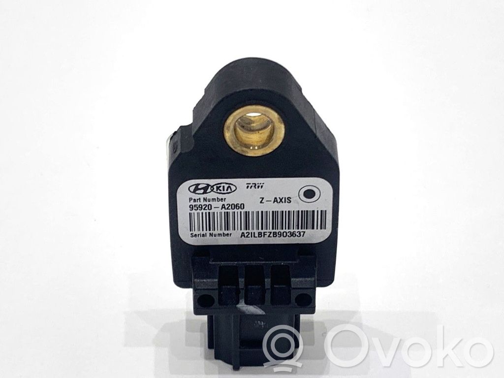 KIA Ceed Airbagsensor Crashsensor Drucksensor 