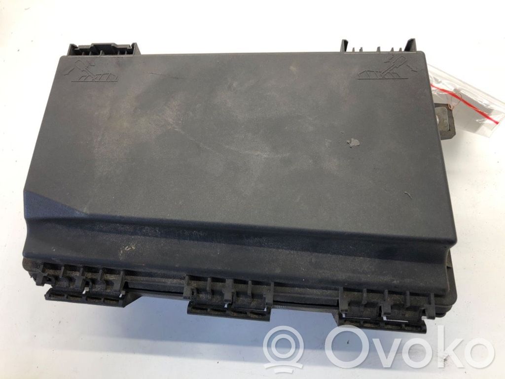 Opel Astra H Fuse box set 