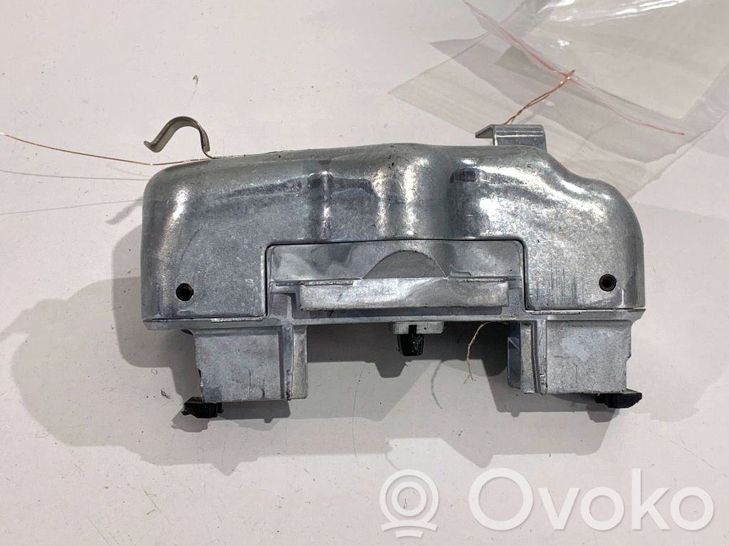 Volkswagen ID.3 Ohjauspyörän lukitus 