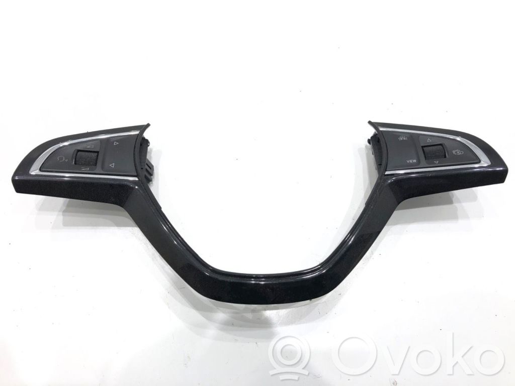 Skoda Fabia Mk3 (NJ) Przełącznik / Przycisk kierownicy 