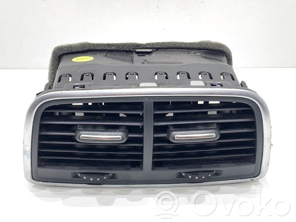 Rear air vent grill   4G0819203