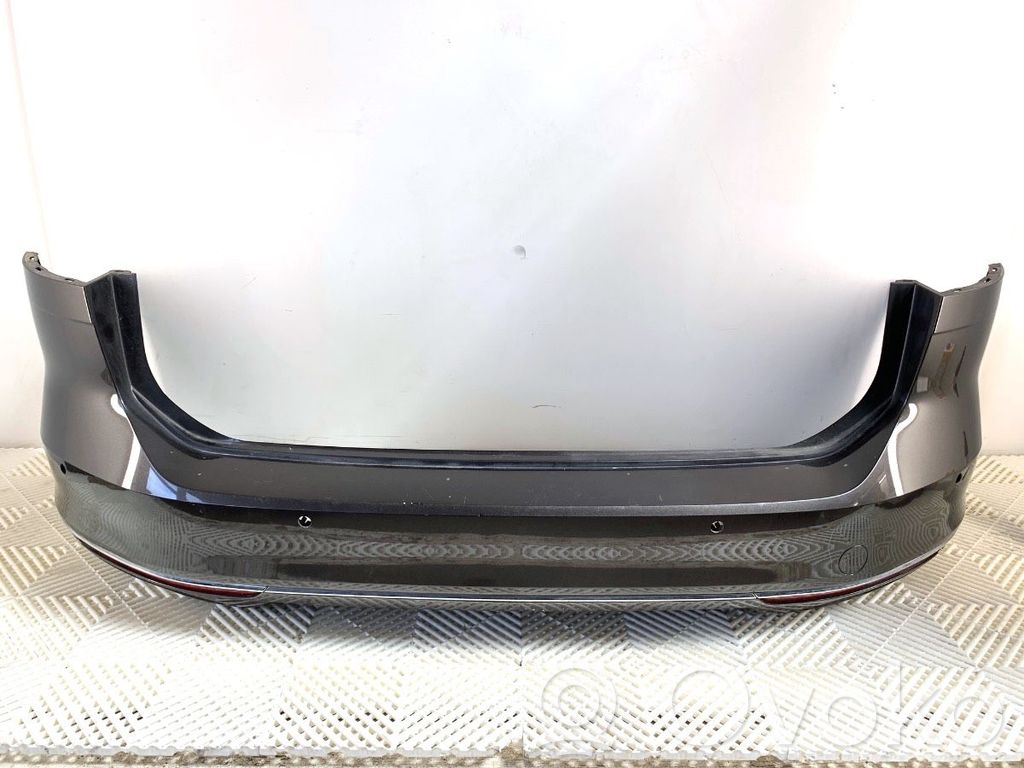 Volkswagen PASSAT B8 Zderzak tylny 