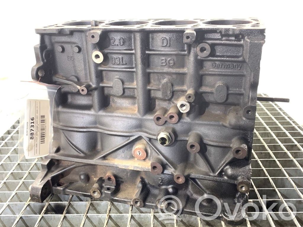Audi A4 S4 B8 8K Engine block 