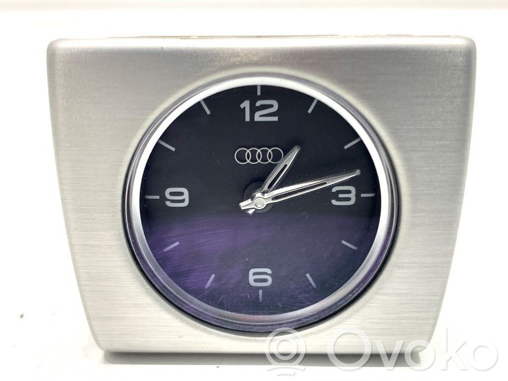 Audi A8 S8 D4 4H Kello 