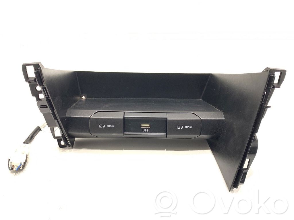 KIA Ceed USB jungtis 