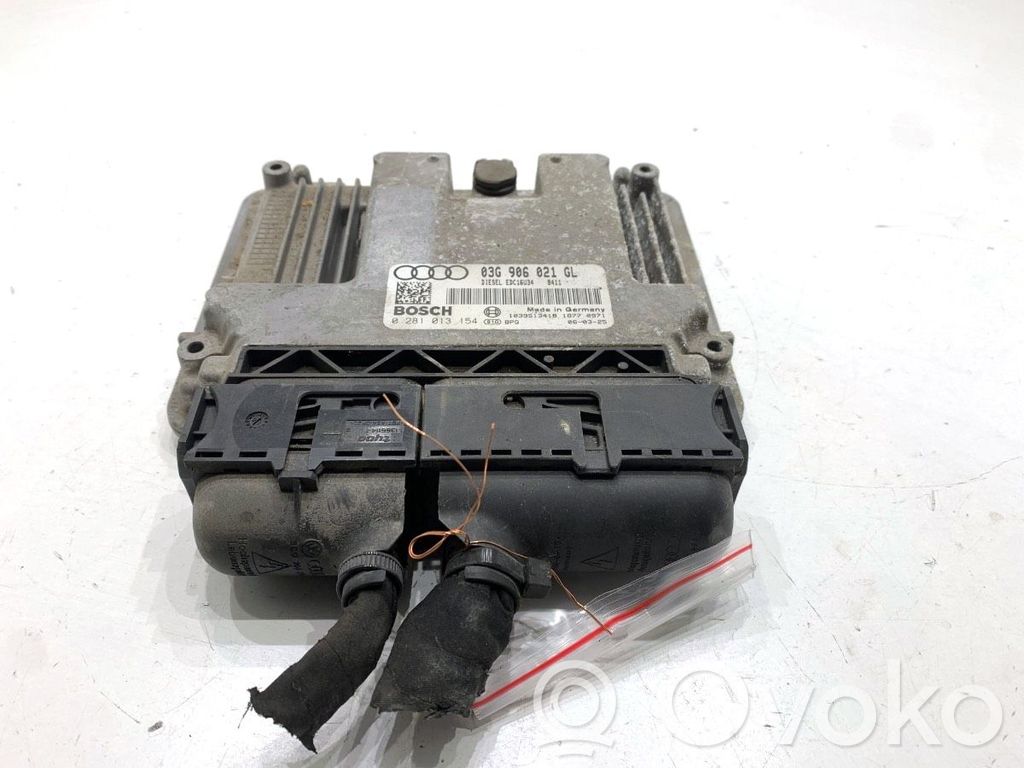 Audi A3 S3 8P Komputer / Sterownik ECU silnika 