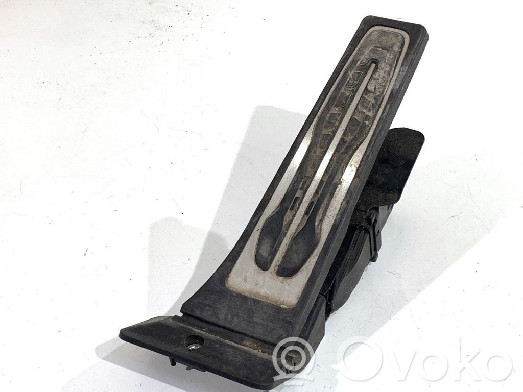 Pedale dell’acceleratore   6871053