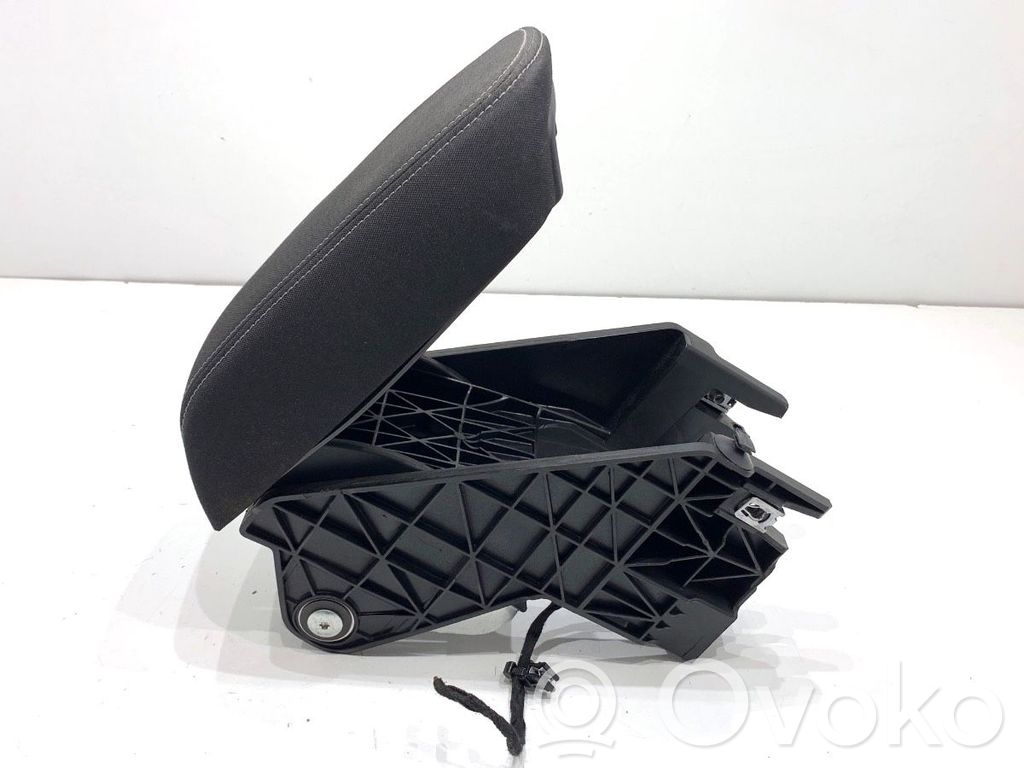 Skoda Kamiq Reposabrazos 