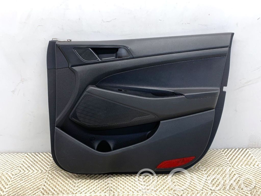 Hyundai Tucson TL Boczki / Poszycie drzwi przednich 