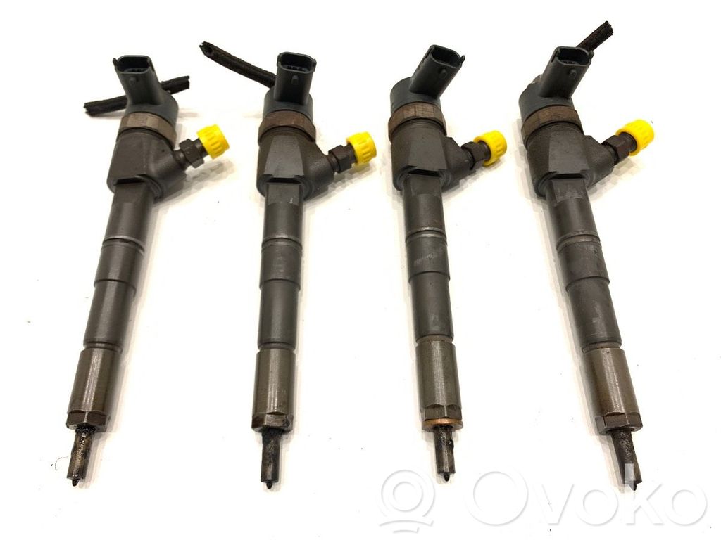 Fiat Bravo Juego de inyectores de combustible 