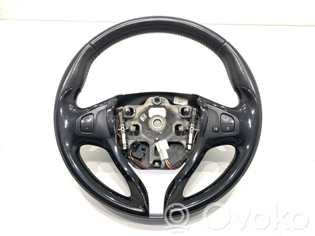 Renault Clio IV Ohjauspyörä 