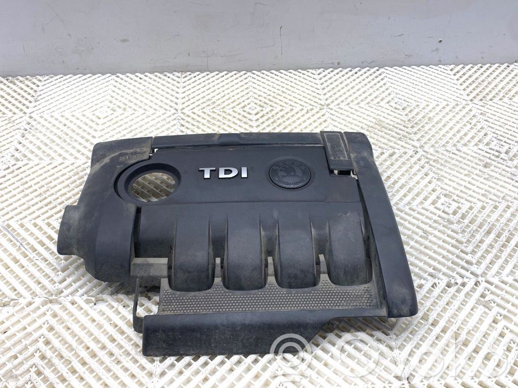 Skoda Octavia Mk2 (1Z) Motorabdeckung 