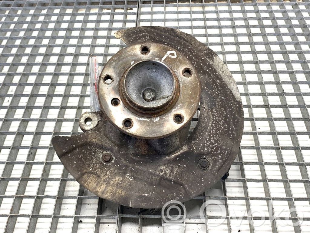 Audi A5 8T 8F Mangueta de dirección de rueda delantera 