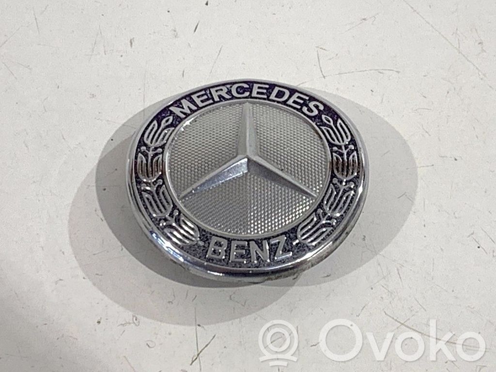 Mercedes-Benz E W212 Siglă fabricant/emblemă