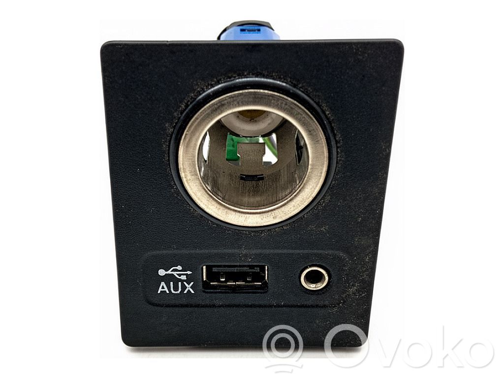 USB-Anschluss   5Q0035726E