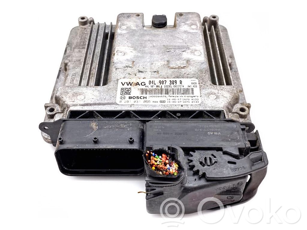 Skoda Superb B8 (3V) Unitate control motor/modul ECU 