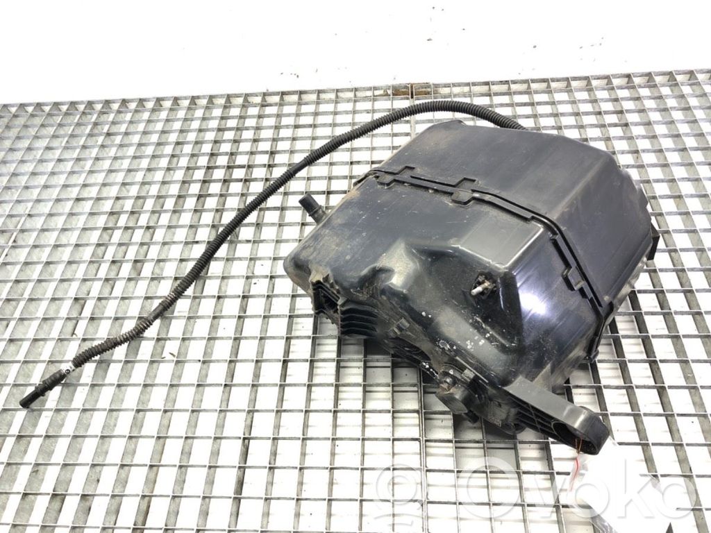 Rezervor combustibil   34100299