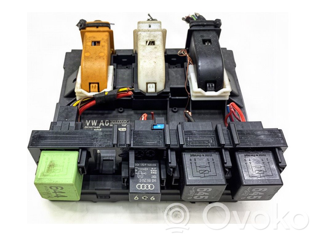 Volkswagen PASSAT B7 Modulo di controllo del corpo centrale
