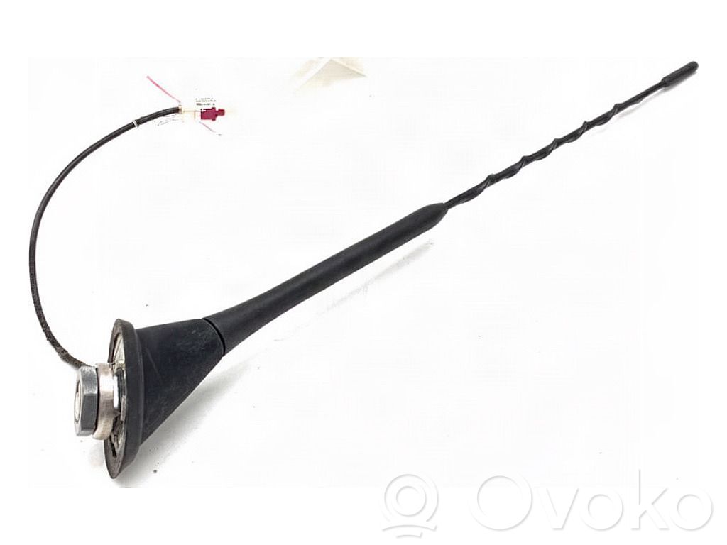 Volkswagen Tiguan Antena radiowa 
