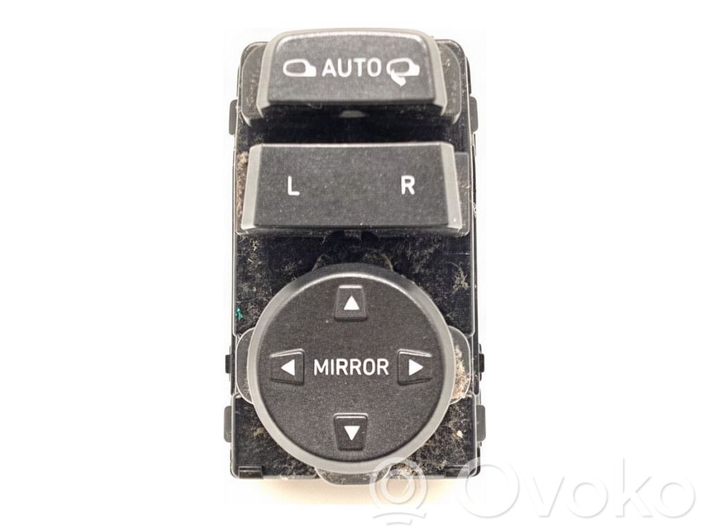 Hyundai i30 Interruptor del espejo lateral 
