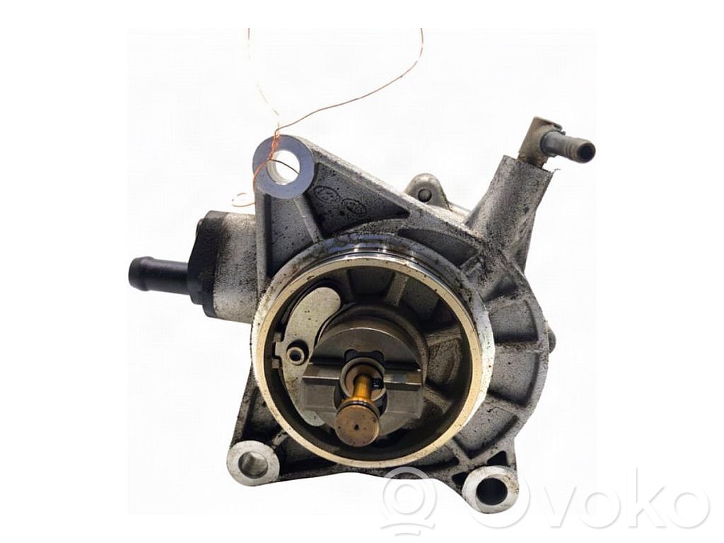 Hyundai i30 Pompă vacuum 