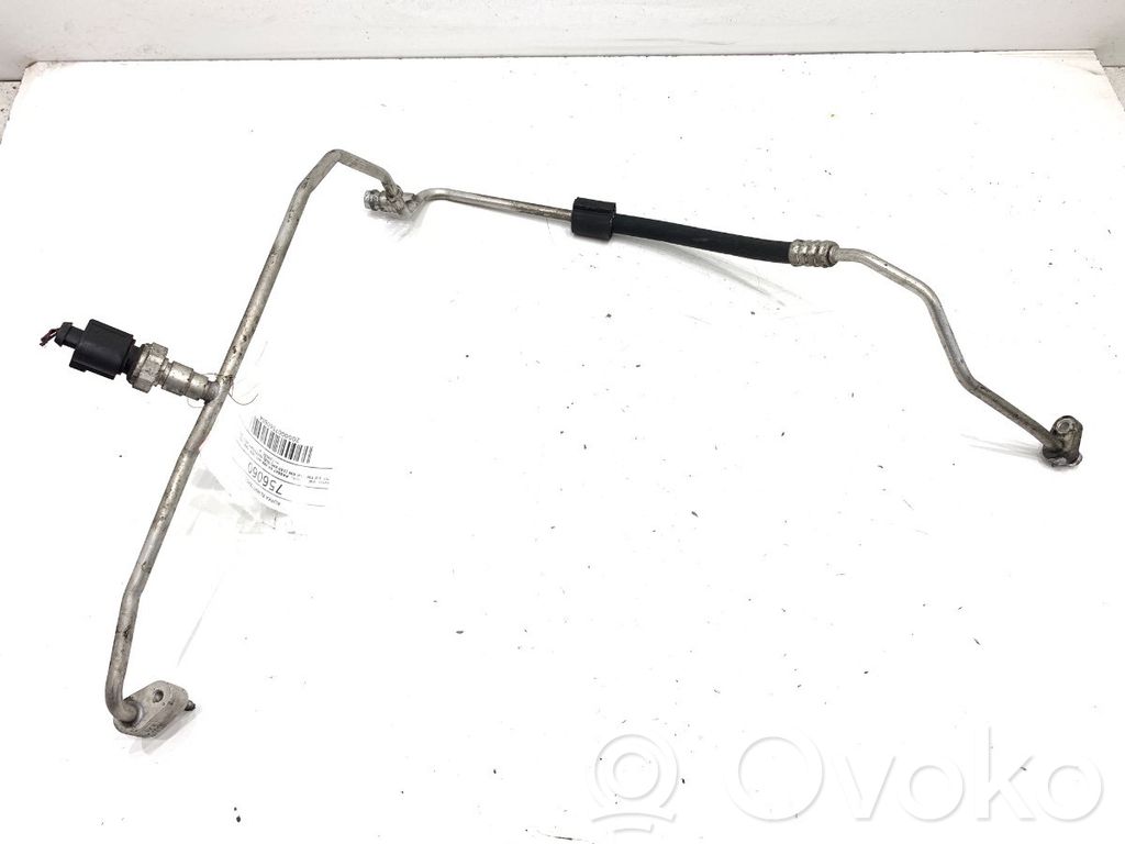 Volkswagen PASSAT B8 Ilmastointilaitteen putki (A/C) 