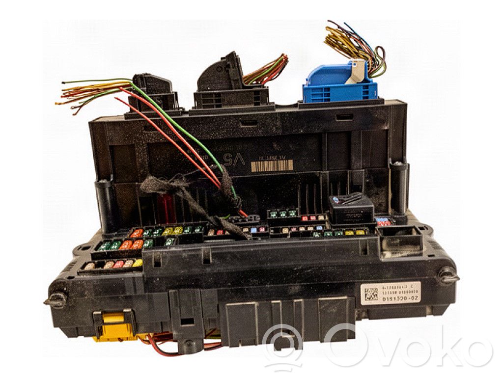 BMW 7 F01 F02 F03 F04 Juego de caja de fusibles