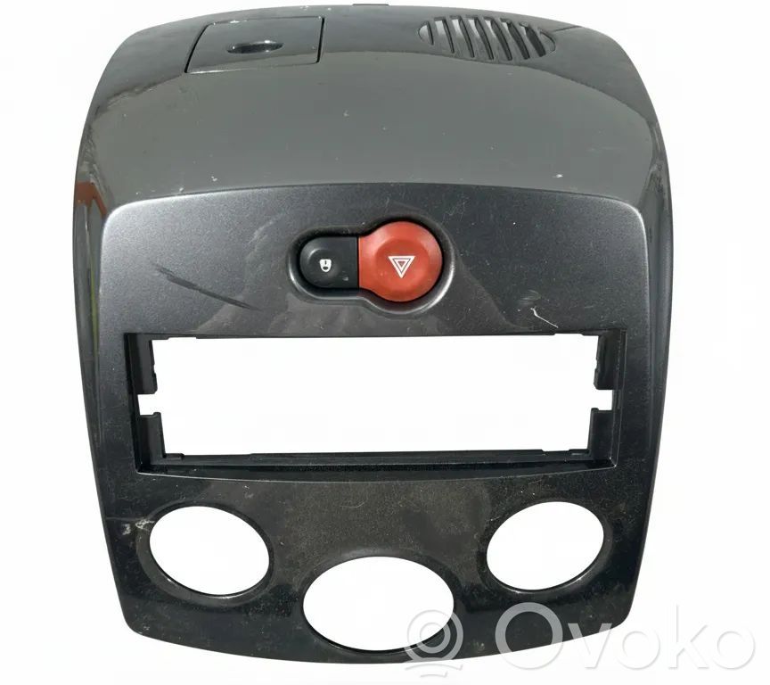 Renault Clio III Consola central 