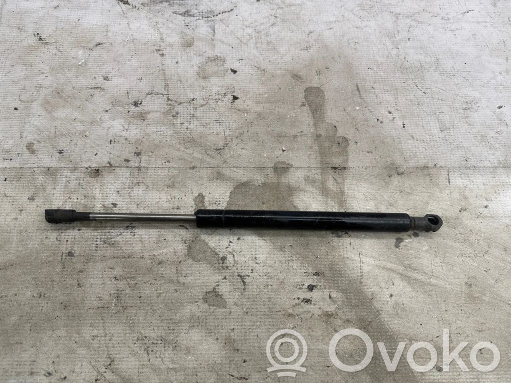 BMW 3 E46 Tailgate/trunk strut/damper 