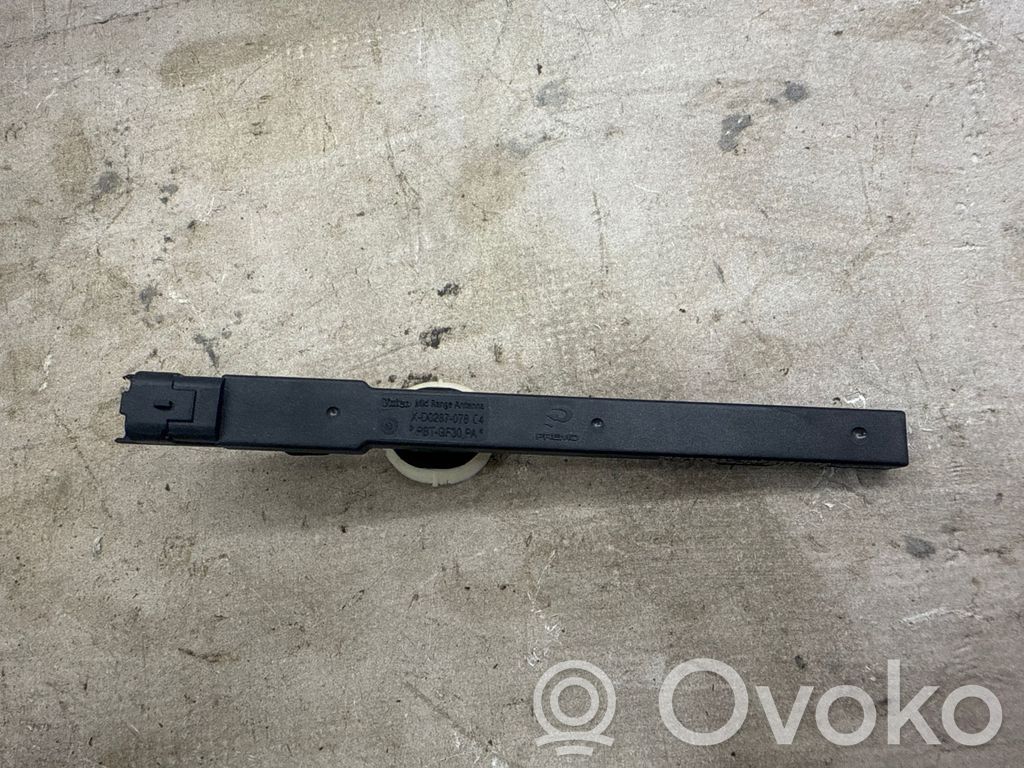 Peugeot 308 Keyless system antenna 