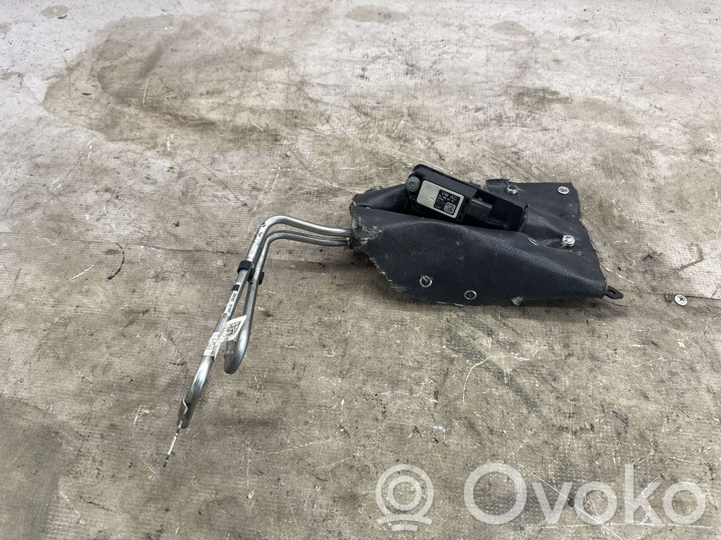 Volkswagen Tiguan Exhaust gas pressure sensor 
