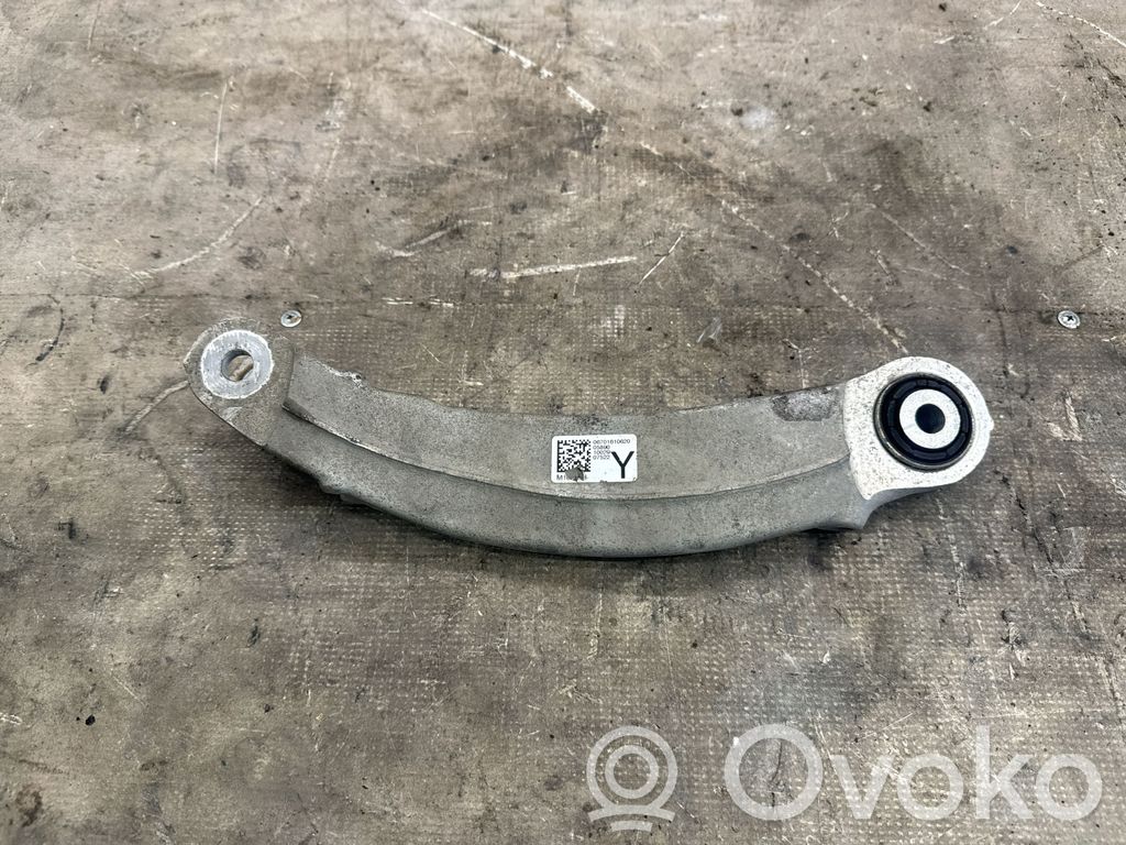 Alfa Romeo Stelvio Brazo de suspensión trasero 