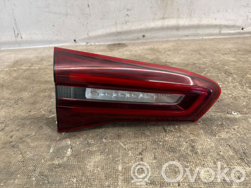 Ford Focus Takaluukun takavalot 