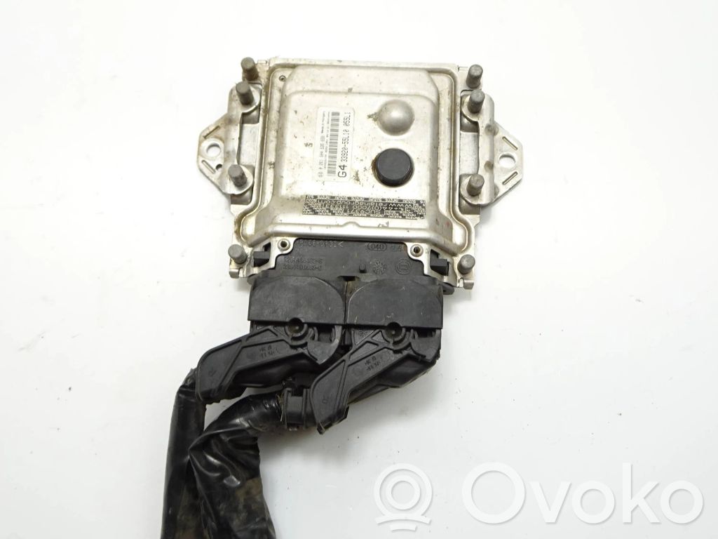 Suzuki SX4 Engine control unit/module 