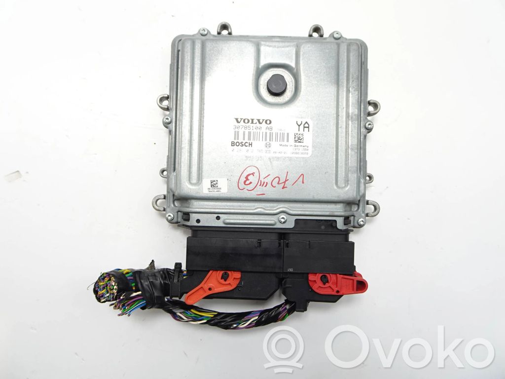 Engine control unit/module   30785100AB,1039S18372,0281012765