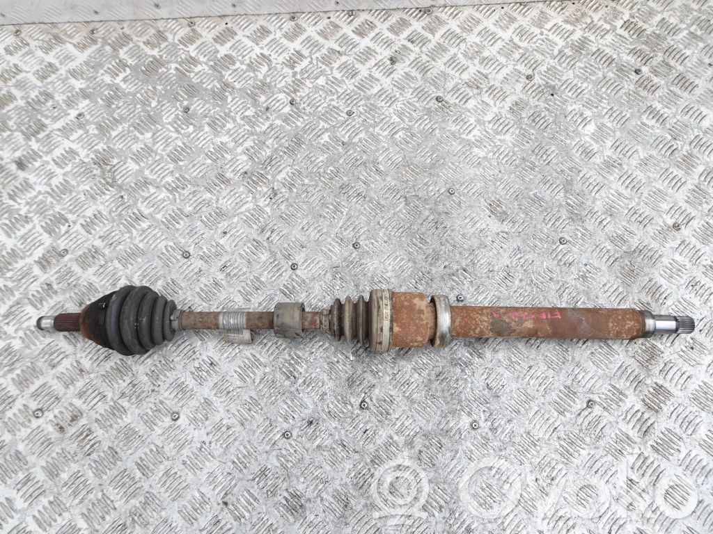Ford Fiesta Półoś przednia 