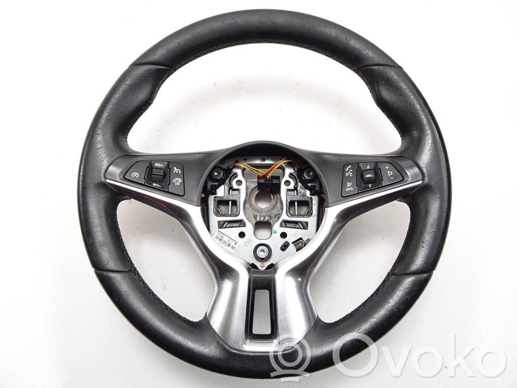 Opel Adam Stūre 