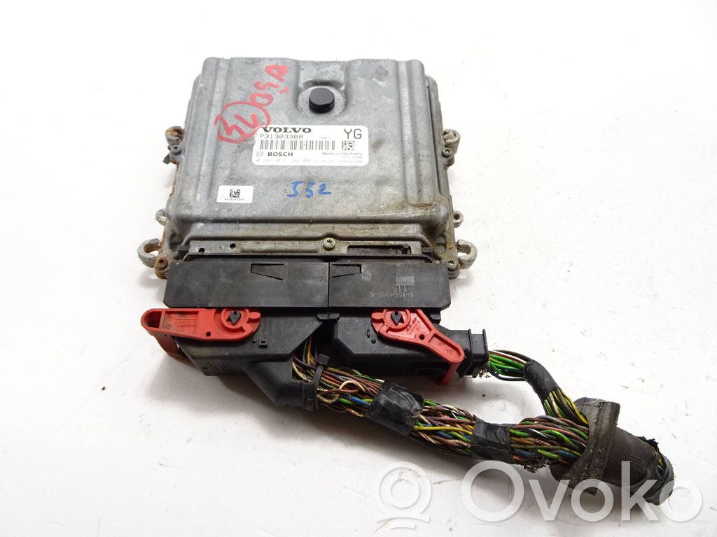 Engine control unit/module   P31303388,1039S33755,0281015286