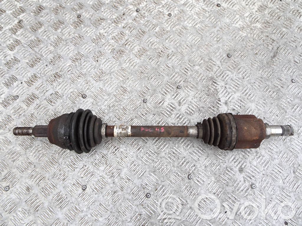 Etuvetoakseli   AV613B437CB