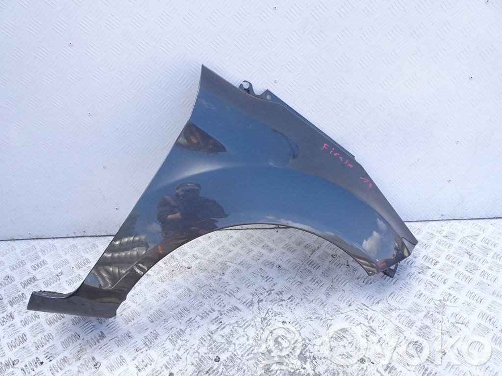 Ford Fiesta Sparnas 