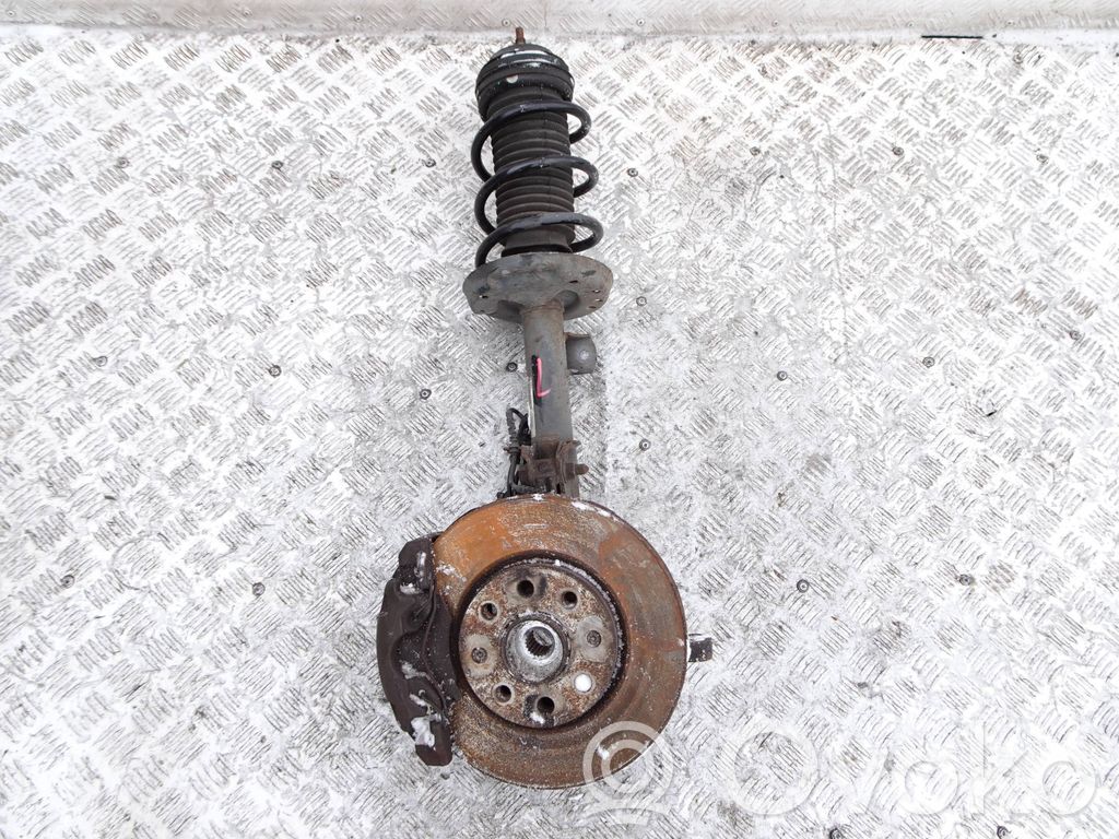 Priekinis kelmas   QTMQ45