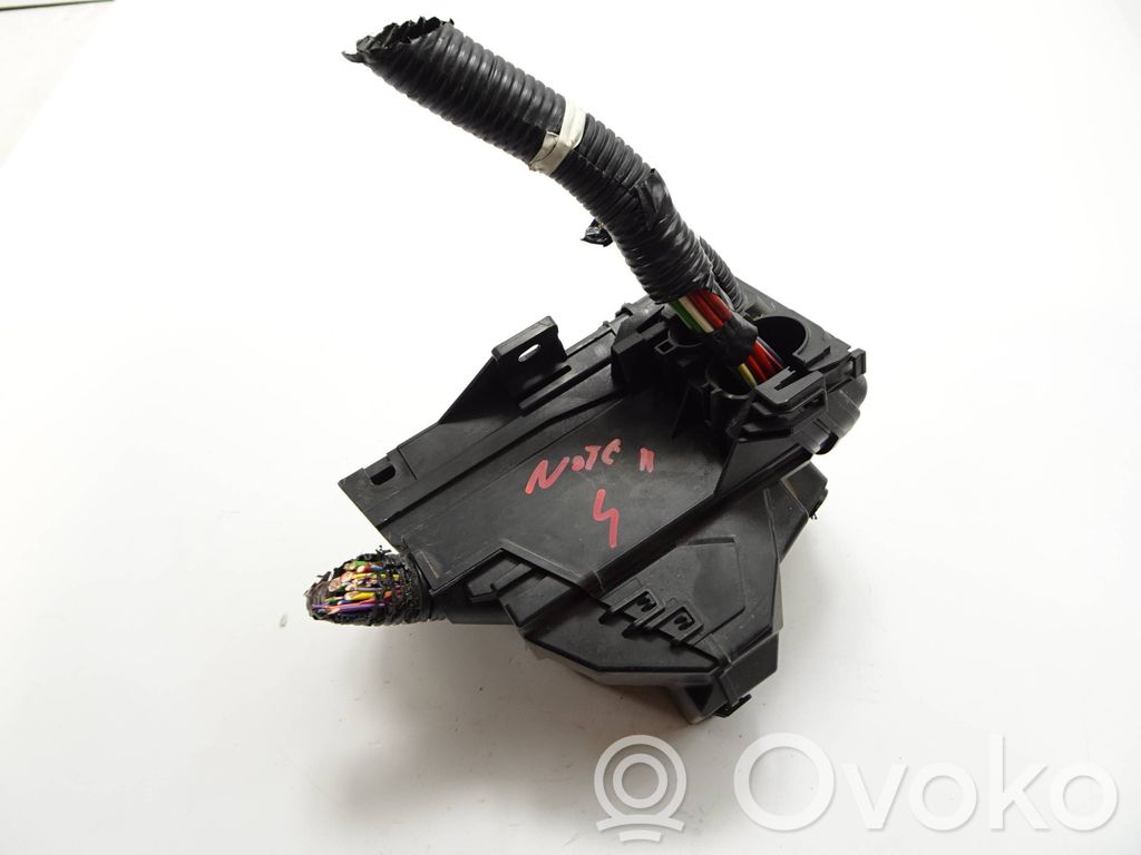 Nissan Note (E12) Fuse module 