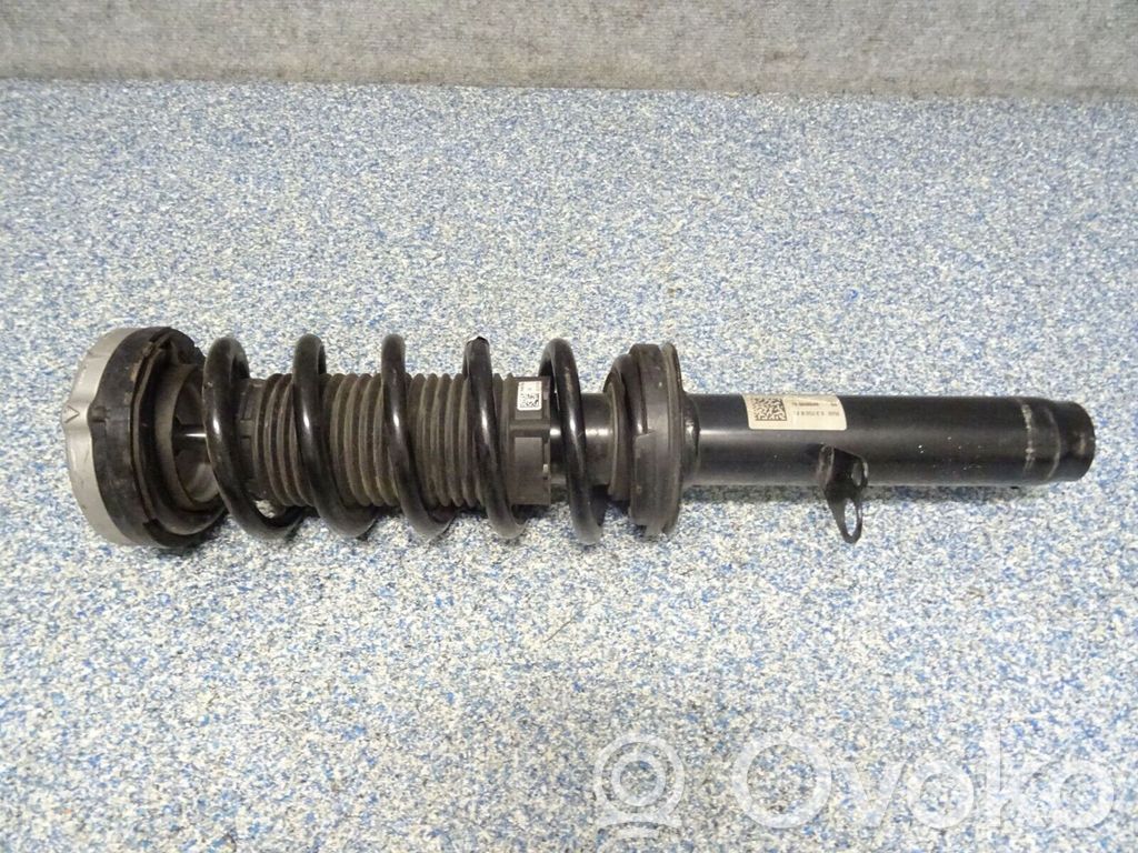 BMW 5 G30 G31 G38 Ammortizzatore anteriore con molla elicoidale 