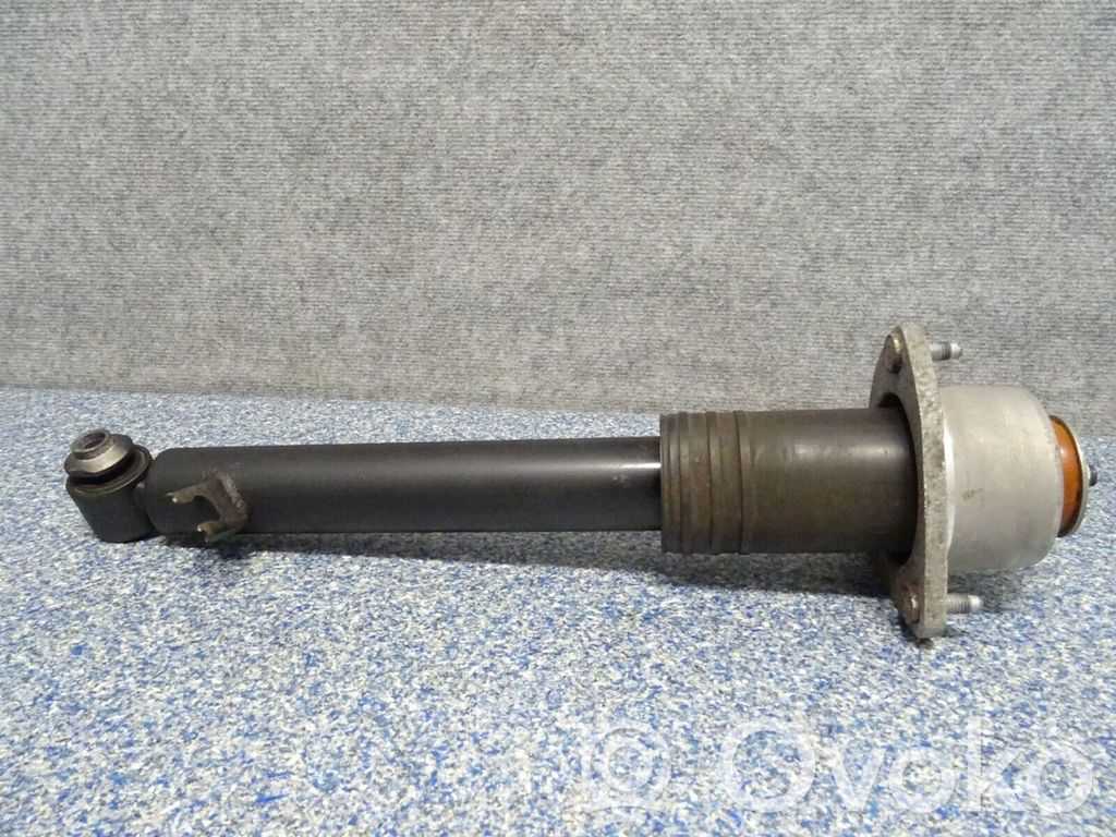 Takaiskunvaimennin   6783018