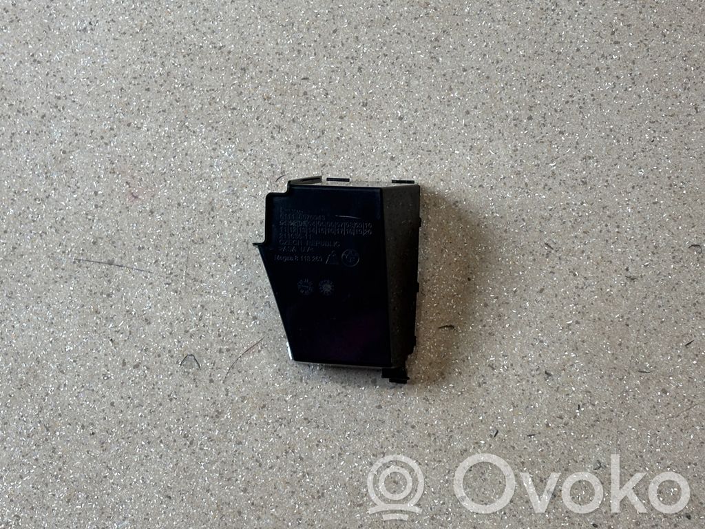 Część rury dolotu powietrza   8070943